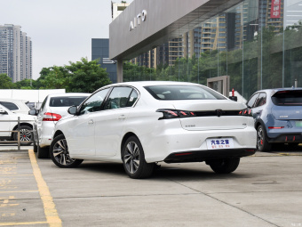 Peugeot 408 Dream 1.6T