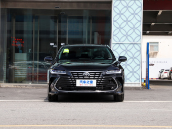 Toyota Avalon Progressive 2.0L