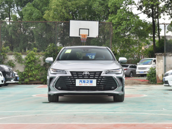 Toyota Avalon XLE Premium 2.0L