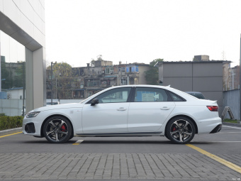 Audi A4L Sport 45 TFSI Quattro