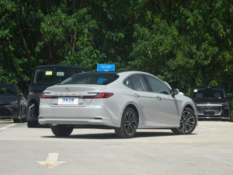 Toyota Camry Hybrid 2026 Hybrid 2.0HG Premium Edition