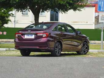 Honda Crider Sport Hybrid Magic Night 1.5L