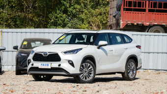 Toyota Highlander Luxury 7 Seats 380T 4WD