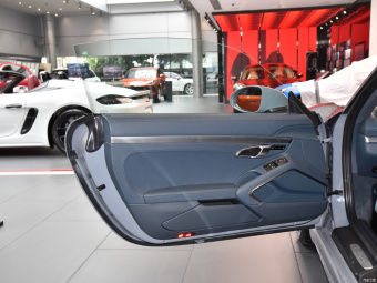 Porsche 718 Cayman
