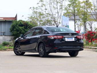 Toyota Camry Deluxe 2.5G
