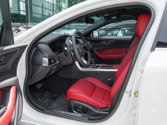 Jaguar XEL R-Dynamic S Progressive Sports P250