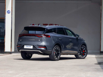 BYD Tang DM-i Exclusive 200КМ
