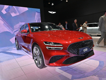 Genesis G70 Flagship AWD
