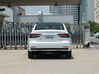 Roewe i6 Max EV Exclusive EV 600