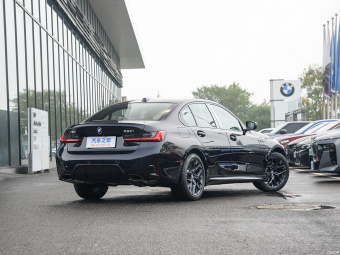 BMW 3 Series 330i M Sports Night Night Edition