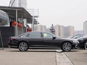 Audi A8L 2025 45 TFSI Quattro Luxury