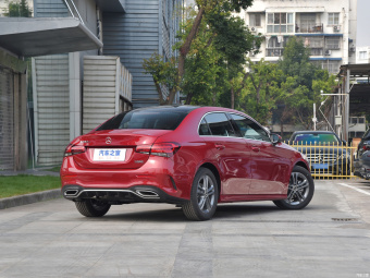 Mercedes-Benz A-Class 180 L