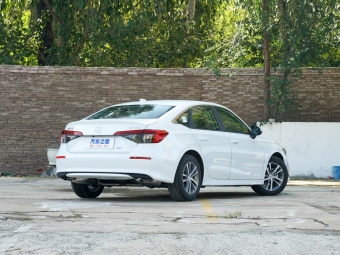 Honda Civic Dynamic 240TURBO CVT
