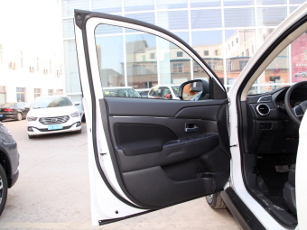 Mitsubishi ASX Vitality 2.0L CVT