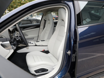Porsche Panamera 4 E-Hybrid Executive