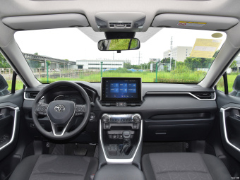 Toyota RAV4 Fashion 2.0L CVT 4WD