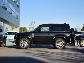 Land Rover Defender 90 XS P400