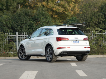 Audi Q5L Dynamic Luxury 45 T