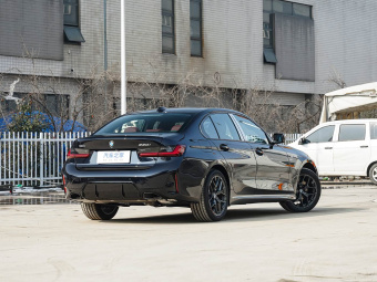 BMW 3 Series 2026 330i M Sport Night Edition
