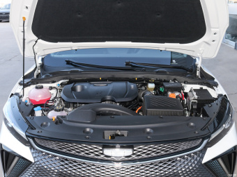 Geely Emgrand L Super Net 1.5TD-DHT Pro 100KM