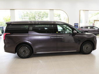 Zeekr 009 2024 6-Seat Executive Edition AWD 108kWh