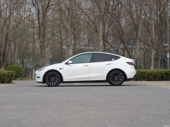 Tesla Model Y Performance