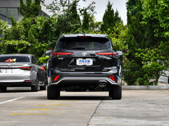 Toyota Crown Kluger Hybrid Flagship 2.5L HEV 4WD
