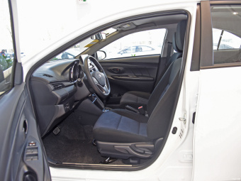 Toyota YARiS L Sedan Leading PLUS 1.5L CVT