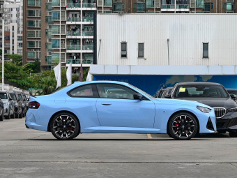 BMW M240i Coupe 2026 xDrive