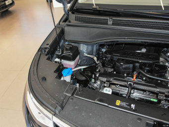 Hyundai Custo Premium LUX 270TGDi DCT