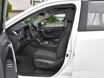 Toyota RAV4 Fashion 2.0L CVT 4WD