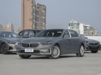 BMW 5 Series 525Li Luxury