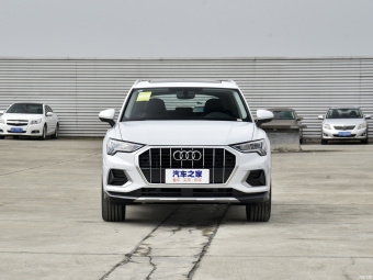 Audi Q3 Elegance Fashion 35 TFSI