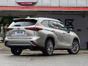 Toyota Highlander Hybrid Premium 7 Seats 2.5L 4WD