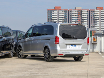 Mercedes-Benz V-Class 260 L Luxury