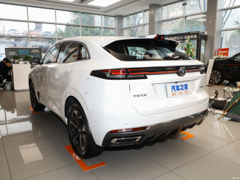 Changan UNI-K Blue Whale Excellent iDD 1.5T 130km