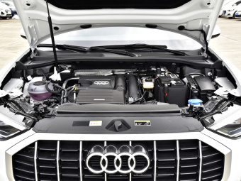 Audi Q3 Elegance Fashion 35 TFSI