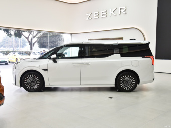 Zeekr 009 WE