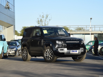 Land Rover Defender 90 XS P400