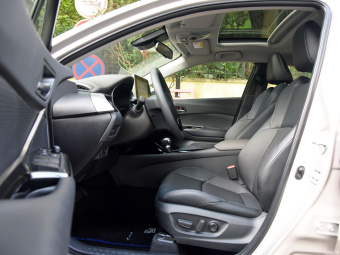 Toyota C-HR Hybrid Premium 2.0L E-CVT