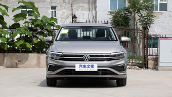 VW Bora Smooth 200TSI DSG