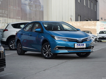 Toyota Corolla PHEV Deluxe 1.8L E-CVT