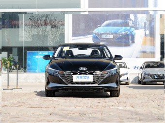Hyundai Elantra Premium LUX 1.5L CVT