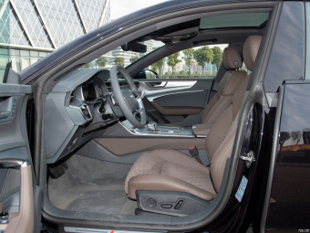 Audi A7L Obsidian Black Edition 45 TFSI Quattro