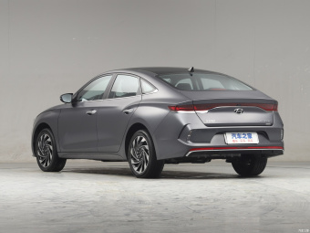 Hyundai Lafesta EV Enjoy DLX