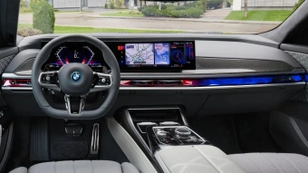 BMW 7 Series M760e xDrive M Performance