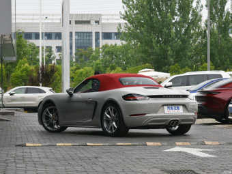 Porsche 718 Boxster S