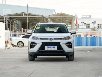 Toyota Wildlander Luxury PLUS 2.0L CVT 4WD