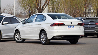 VW Bora Elite Zhilian 200TSI DSG