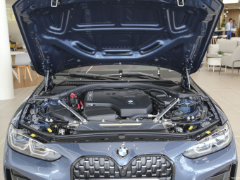BMW 4 Series 425i M Sport Night Edition